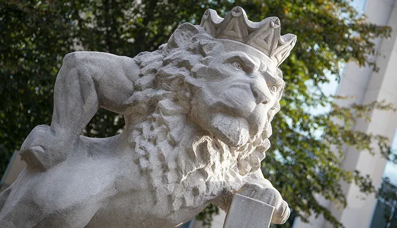 stone statue of leo the lion
